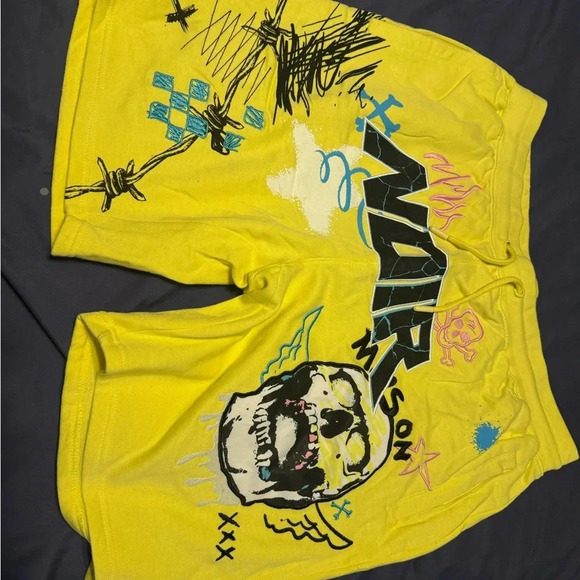 Yellow Noir Mison shorts, perfect for festival vibes! - Picture 2 of 7